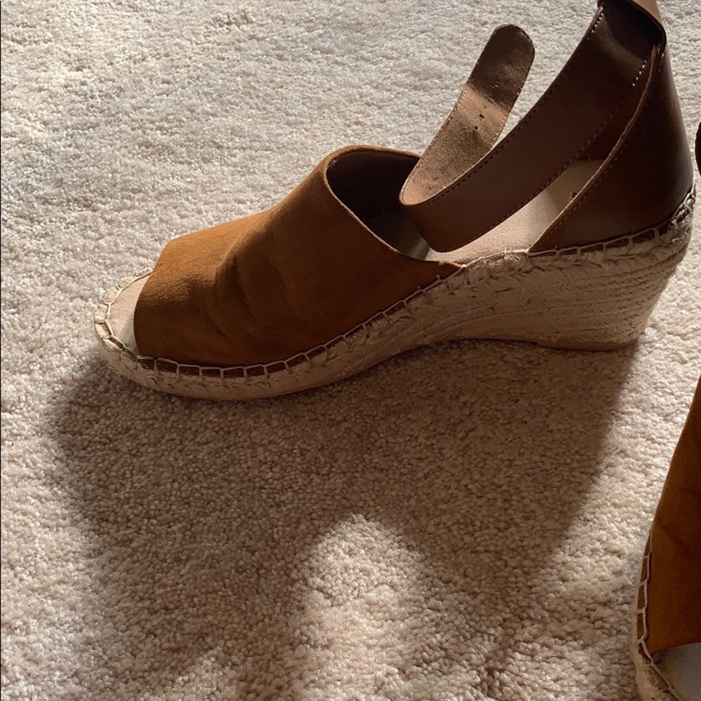 Gap wedges - Picture 2 of 3